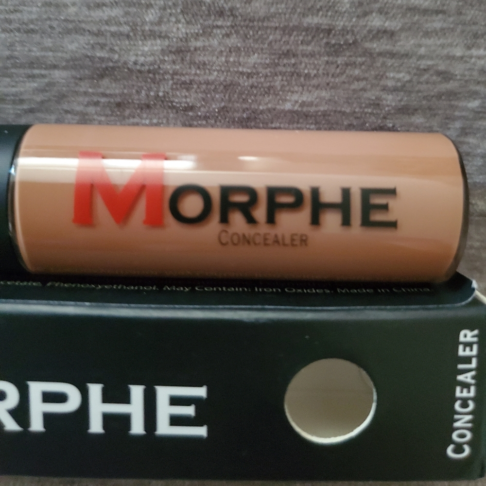 Morphe Concealer - Picture 3 of 4